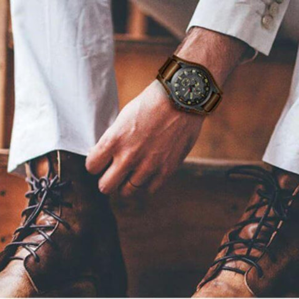 Alden - Montre chronographe avec affichage multifonction et style audacieux