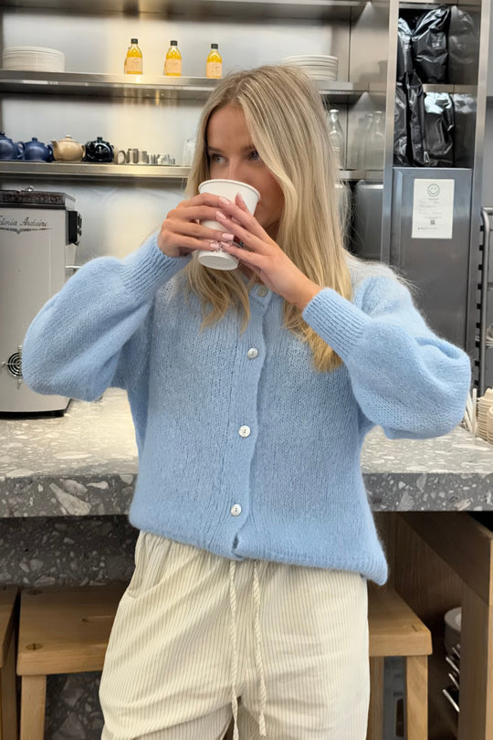 Vogue | Gilet Classique Femme Boutonné – Design Tricoté Manches Longues