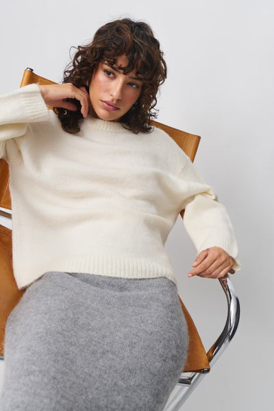 Amélie – Pull Oversize Doux pour une Élégance Intemporelle