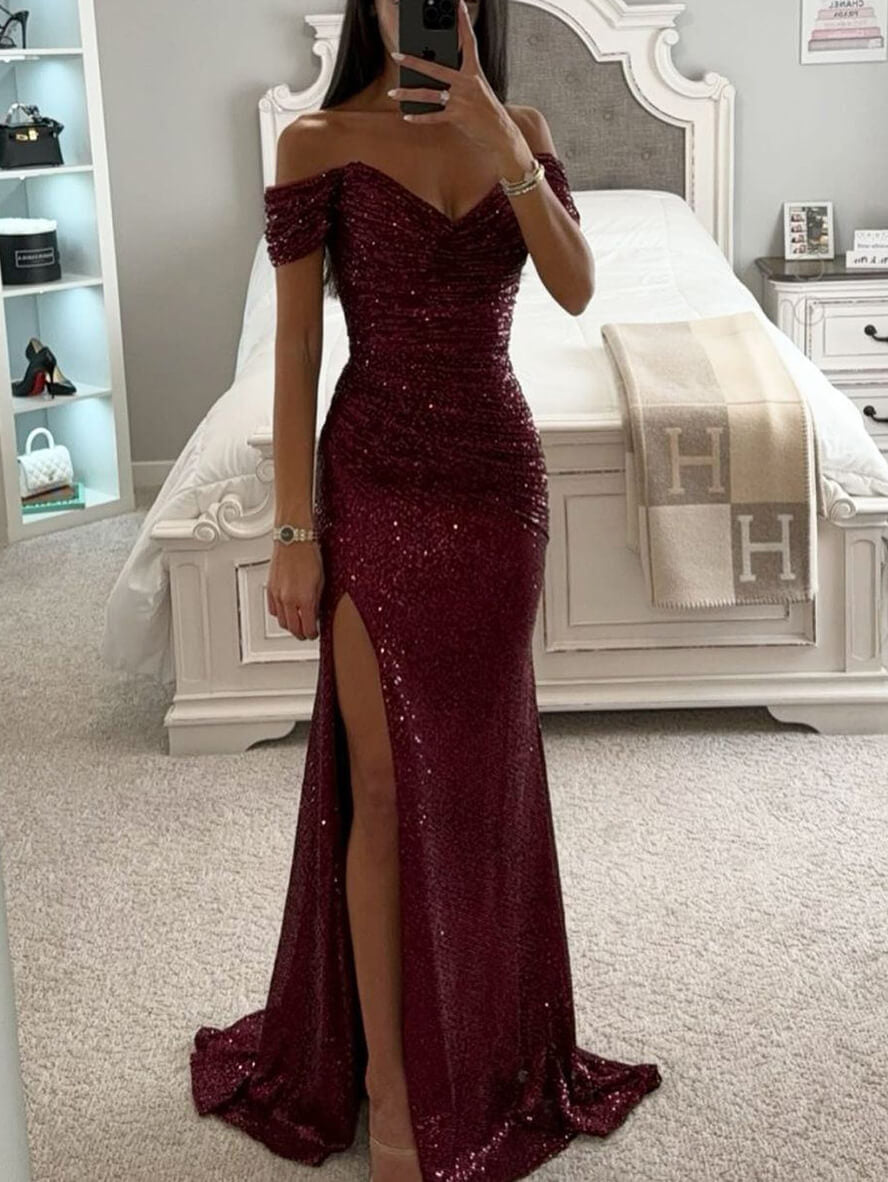 Elara - Robe sirène longue et sans bretelles à sequins avec fente latérale et silhouette élégante
