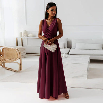 Agatha – Robe Longue Unie à Col V Élégante et Intemporelle