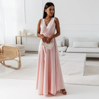 Agatha – Robe Longue Unie à Col V Élégante et Intemporelle