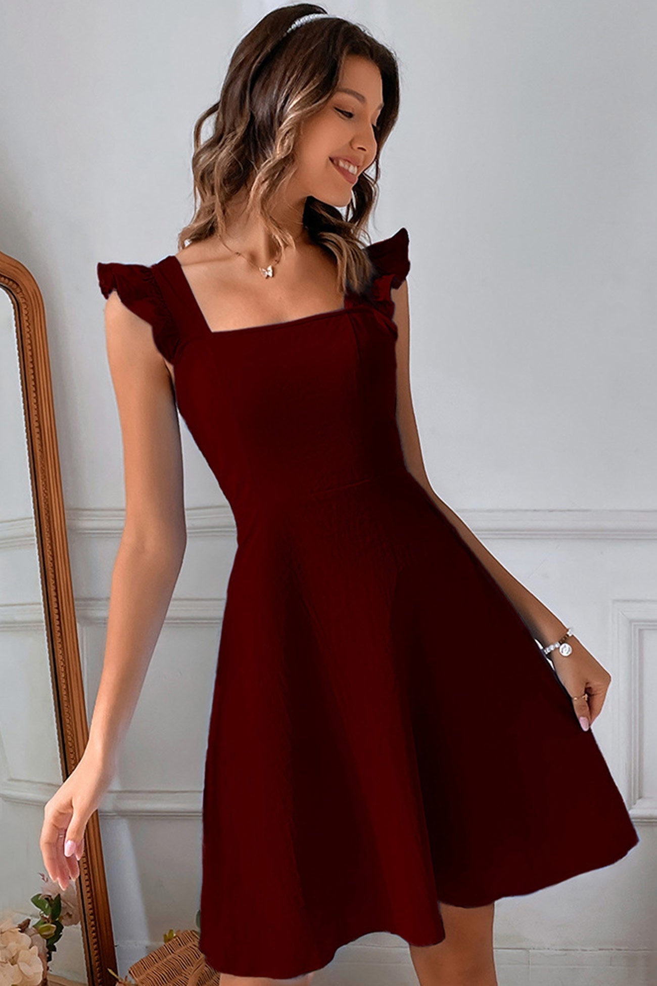 Addison Robe d'Été Femme – Robe Mini Sans Manches avec Encolure Carrée, Volants & Dos Nu
