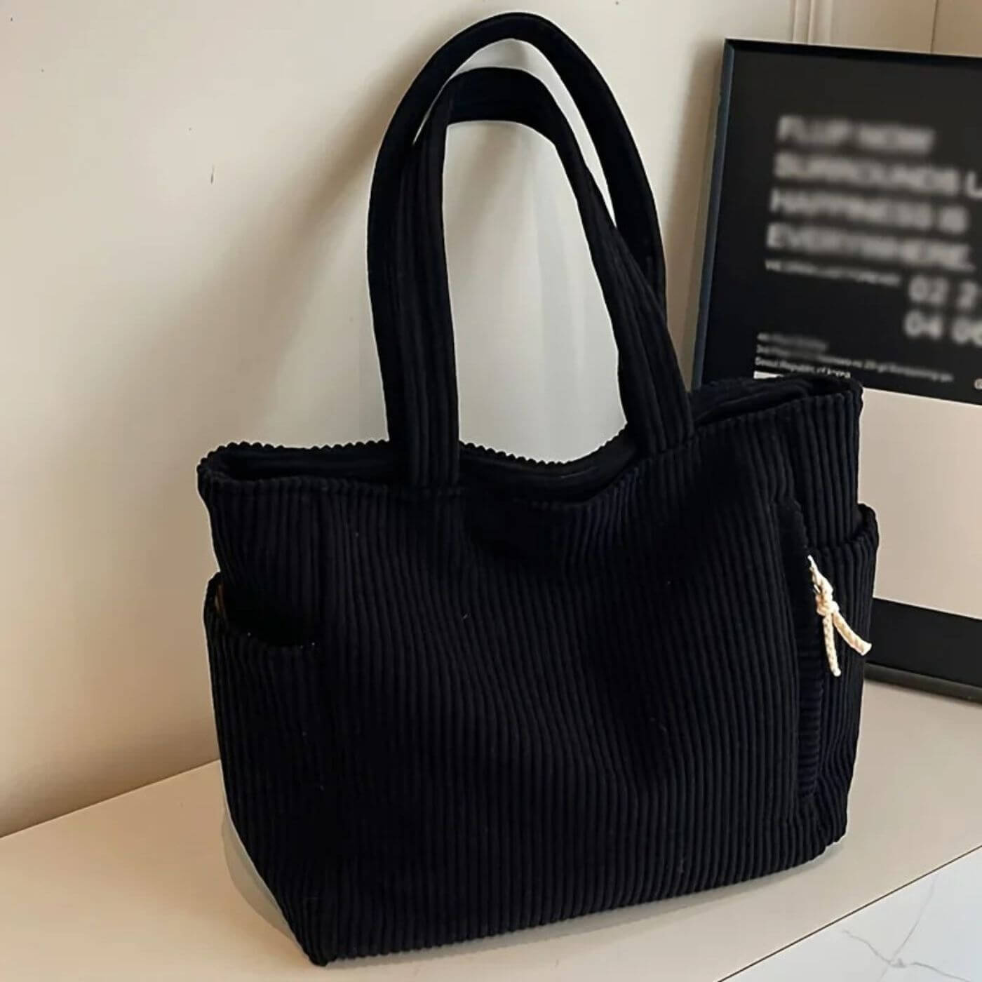Sandra™ – Élégant Sac Tote à Cordon en Velours Côtelé
